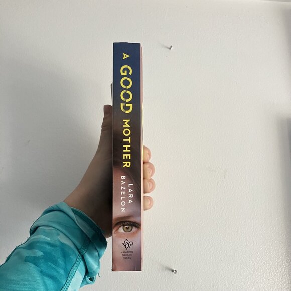 A Good Mother by Bazelon, Lara Fiction Shocking Murder Mystery Thriller - Picture 5 of 7